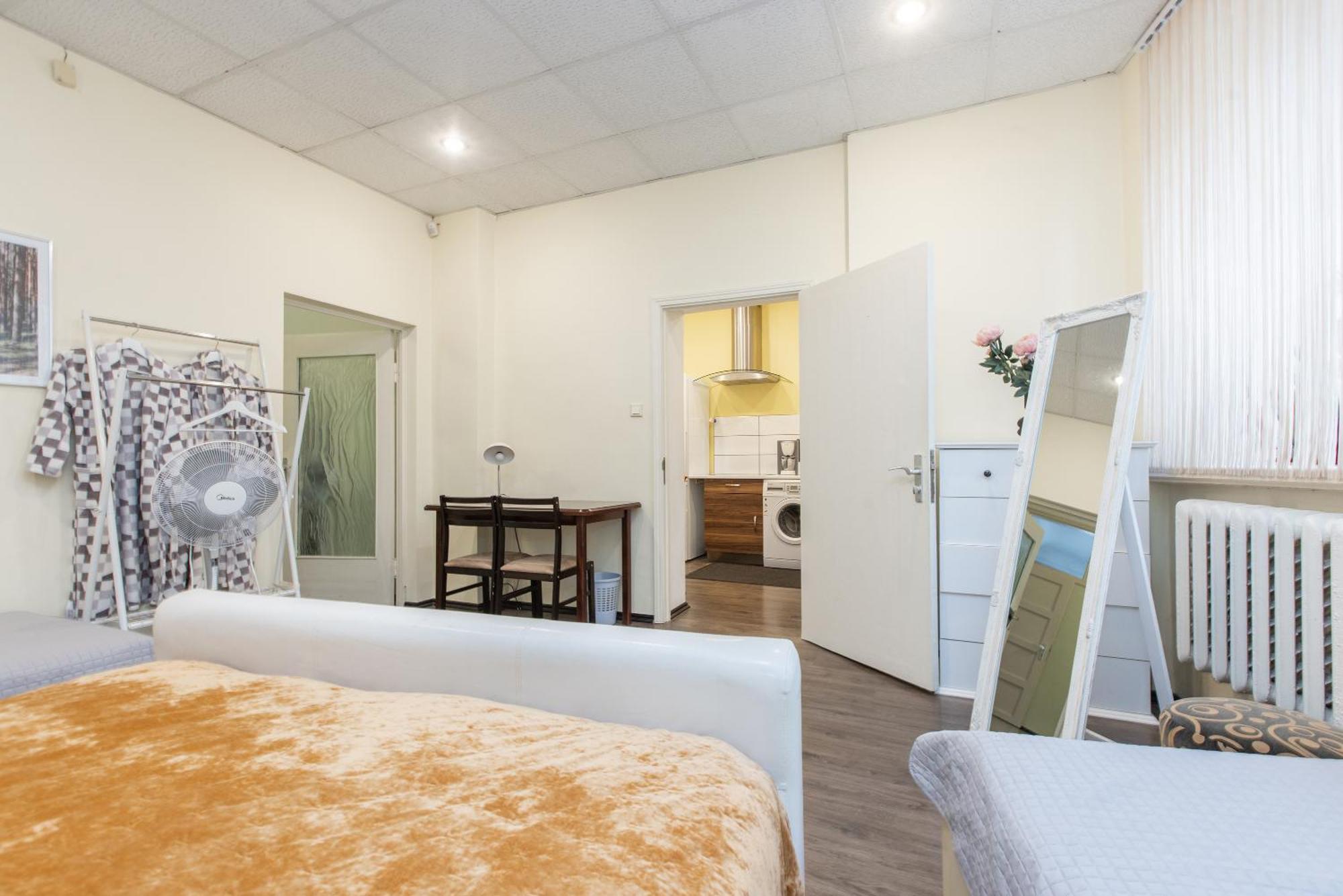 Large Vacation Apartments In The Old Town Riga Exteriör bild