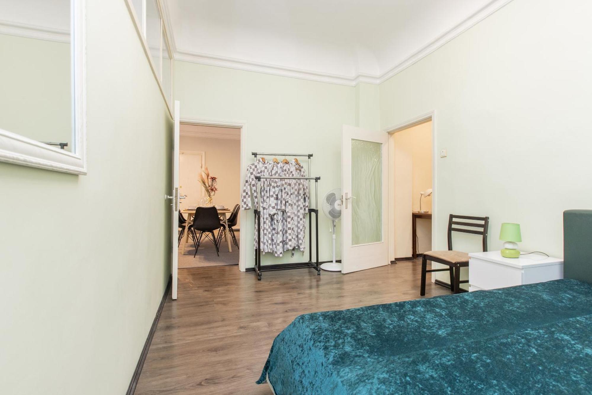 Large Vacation Apartments In The Old Town Riga Exteriör bild